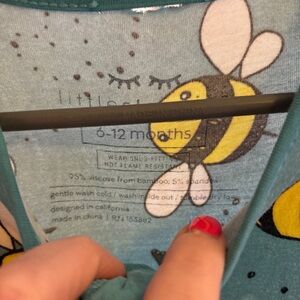 Little sleepies bee print